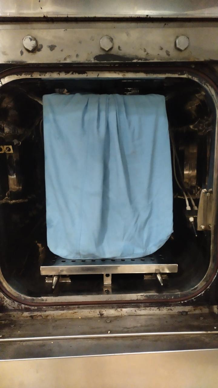 Reusable polyester autoclave bags in laboratory use